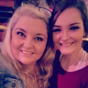 Meet your Posher, Cassie